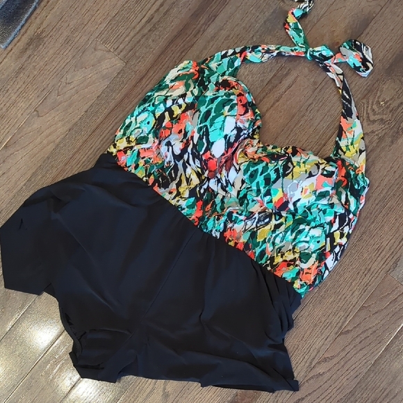 Magicsuit One Piece Swimsuit Shorts Halter size 22W‎ - Picture 1 of 9